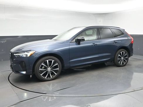 Used 2024 Volvo XC60 B5 Plus w/ Protection Package Premier AWD/4WD image 8
