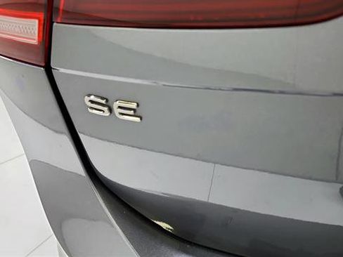 Used 2023 Volkswagen Tiguan SE R-Line FWD image 36