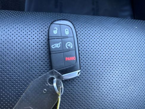 Used 2025 Dodge Durango R/T image 27