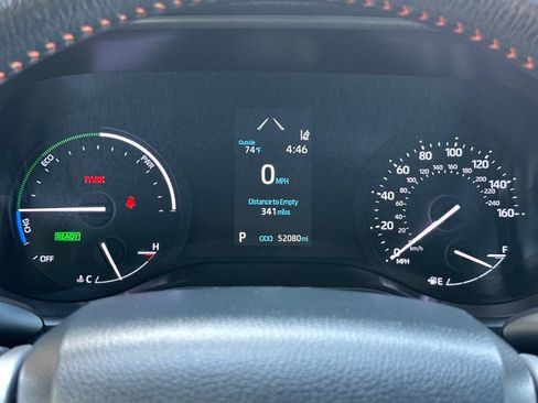 Used 2022 Toyota Sienna XSE FWD image 31