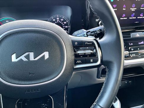 Used 2023 Kia Sorento EX FWD image 24