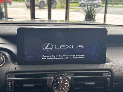 Used 2025 Lexus IS 500 RWD image 22
