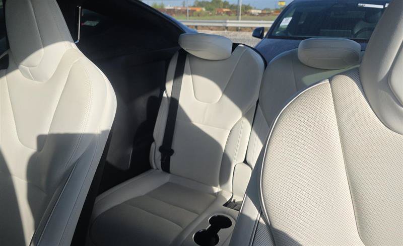 Used 2022 Tesla Model X Plaid AWD/4WD image 7