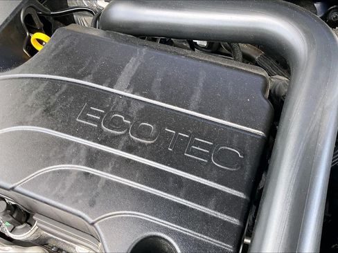 Used 2024 Chevrolet Equinox LT w/ LPO, Floor Liner Package FWD image 31
