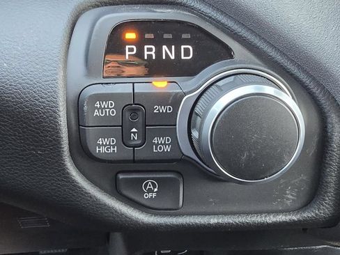 New 2025 RAM 1500 Big Horn AWD/4WD image 17