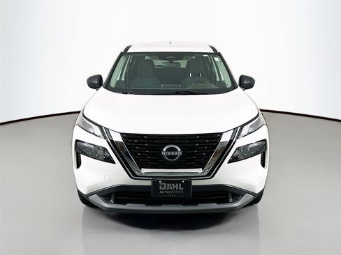Used 2023 Nissan Rogue S AWD/4WD image 3