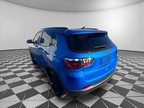 New 2026 Jeep Compass Latitude image 8