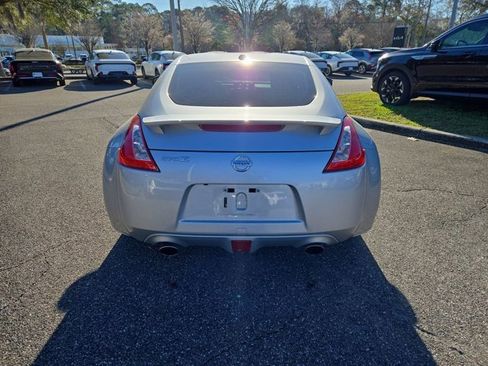 Used 2017 Nissan 370Z Sport Tech image 11