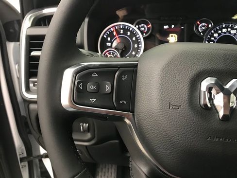 New 2026 RAM 1500 4x4 Crew Cab image 15