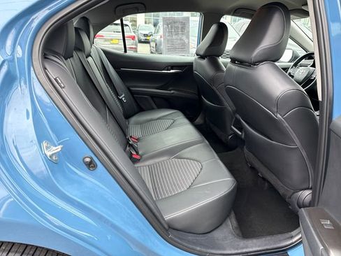 Used 2023 Toyota Camry SE image 10