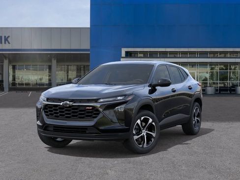 New 2026 Chevrolet Trax RS w/ Sunroof Package FWD image 6