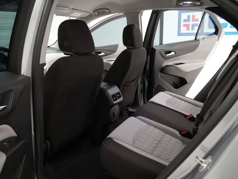 Used 2024 Chevrolet Equinox LS w/ Driver Confidence II Package FWD image 17