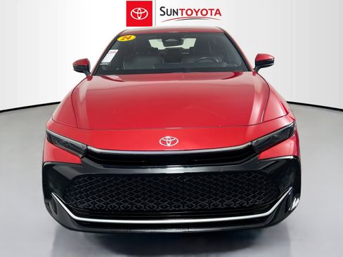 Used 2024 Toyota Crown AWD/4WD image 10