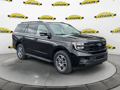 New 2026 Ford Expedition Active RWD image 8