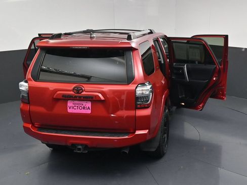 Used 2022 Toyota 4Runner SR5 Premium RWD image 23