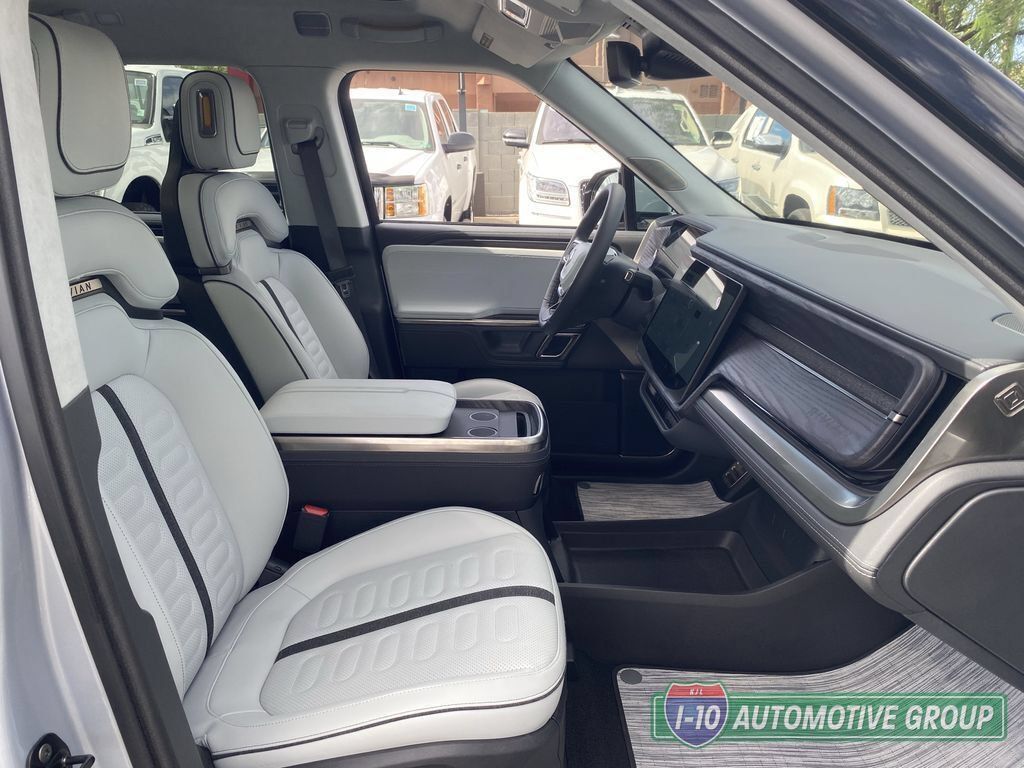 Used 2024 Rivian R1S Adventure Dual AWD/4WD image 11