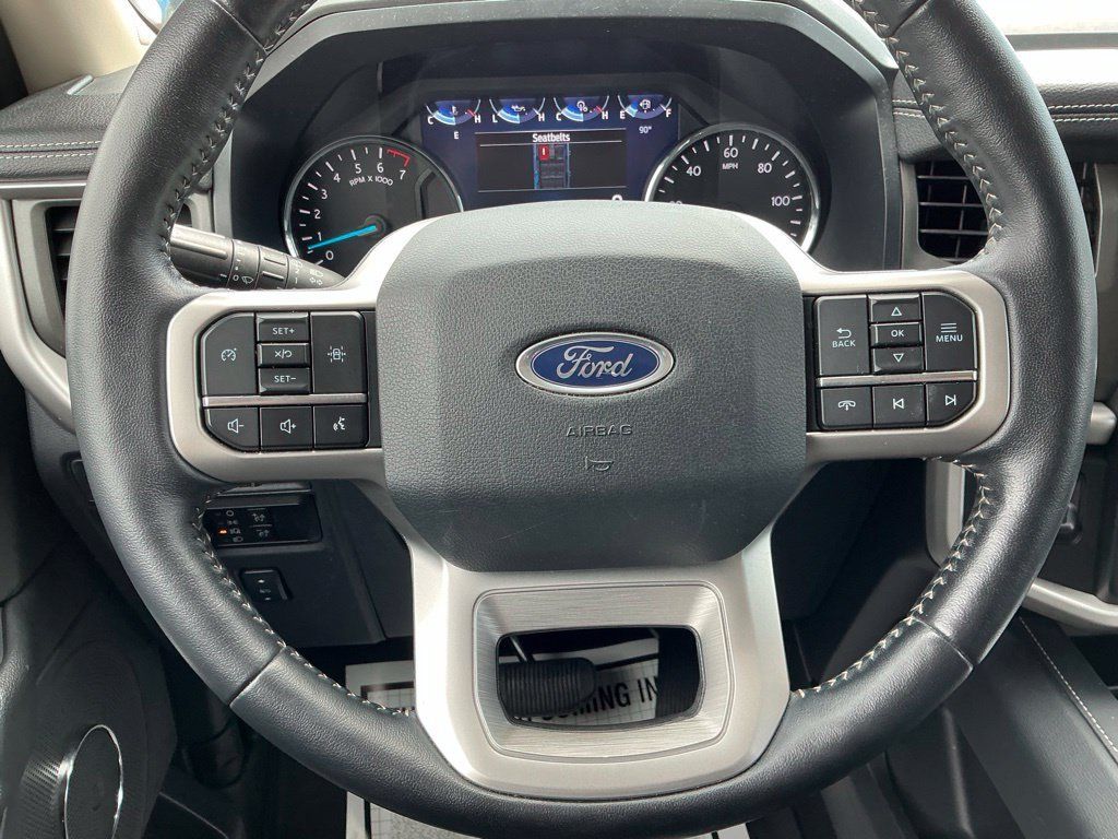 Used 2023 Ford Expedition Max XLT RWD image 45