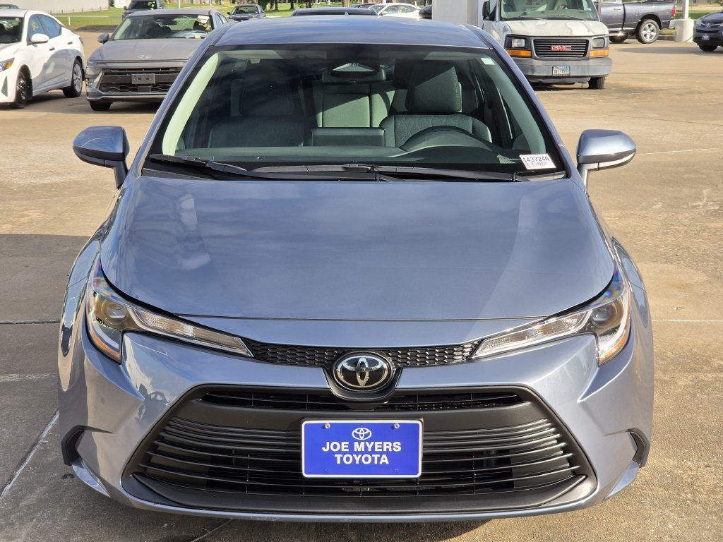 Used 2024 Toyota Corolla LE FWD image 3