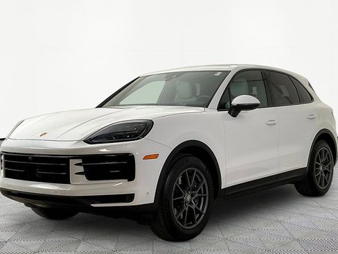 Used 2024 Porsche Cayenne AWD/4WD image 1