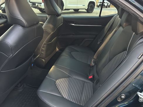Certified 2021 Toyota Camry SE image 9