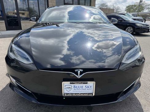 Used 2017 Tesla Model S 60D image 2