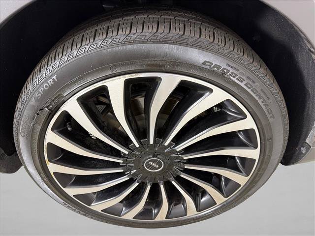 Used 2023 Lincoln Nautilus Black Label w/ Class II Trailer Tow Package AWD/4WD image 14