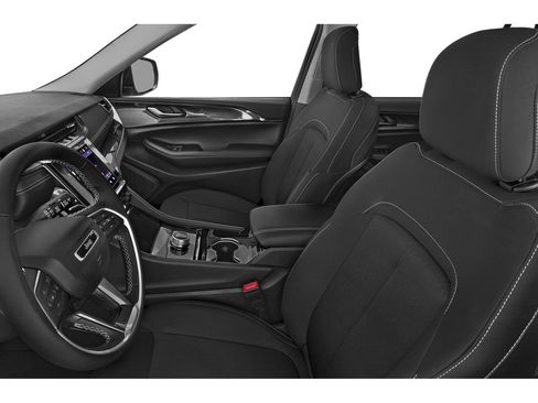 New 2025 Jeep Grand Cherokee L Altitude image 24