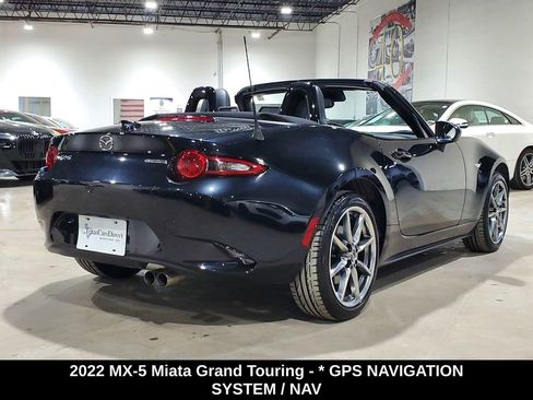 Used 2022 MAZDA MX-5 Miata Grand Touring w/ Weather Package RWD image 10