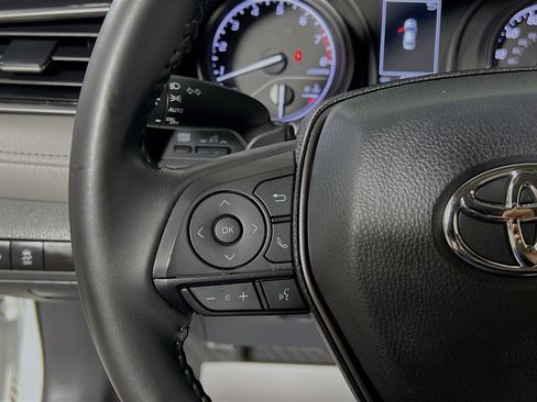 Used 2024 Toyota Camry SE FWD image 19
