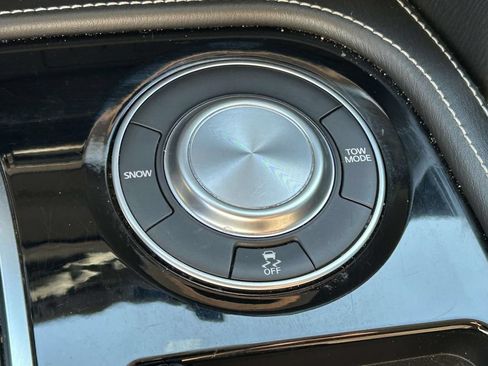 Used 2022 INFINITI QX80 Premium Select w/ All-Season Package RWD image 26