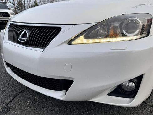 Used 2011 Lexus IS 350 AWD w/ Luxury Plus Value Edition image 10
