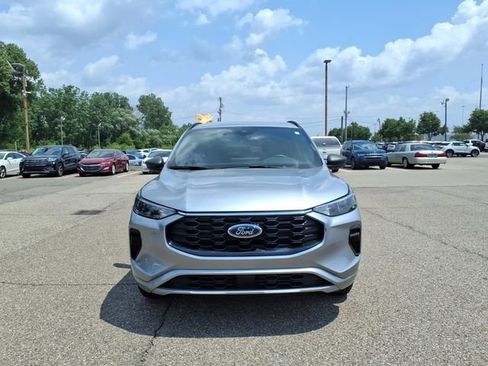 Certified 2024 Ford Escape ST-Line w/ Tech Pack #1 AWD/4WD image 2
