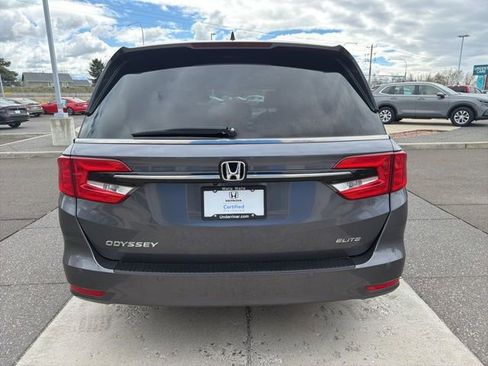 Used 2024 Honda Odyssey Elite image 5