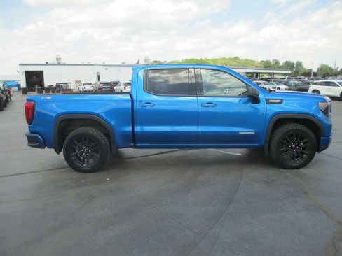 Used 2023 GMC Sierra 1500 Elevation AWD/4WD image 4