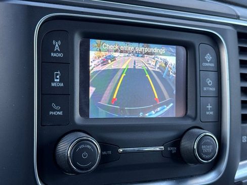 Used 2022 RAM 1500 Classic SLT image 20