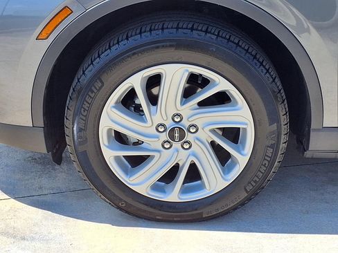 Certified 2025 Lincoln Corsair FWD image 25