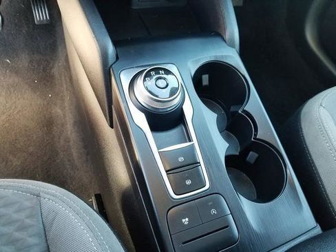 Certified 2022 Ford Escape SE w/ SE Sport Appearance Package image 20