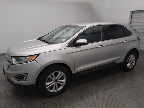 Used 2018 Ford Edge SEL w/ Equipment Group 201A FWD image 2