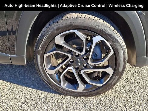 Used 2024 Chevrolet Trax RS w/ Sunroof Package image 13