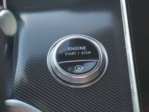 Certified 2026 Mercedes-Benz GLC 300 image 32