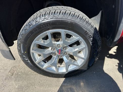 Used 2018 GMC Sierra 1500 SLT w/ SLT Premium Package image 7