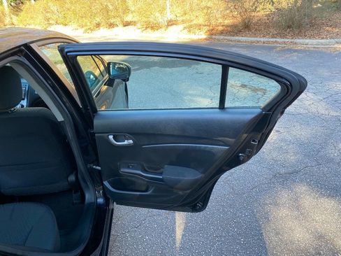 Used 2015 Honda Civic SE image 33