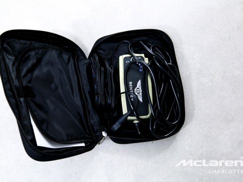 Used 2023 Bentley Flying Spur W12 image 36