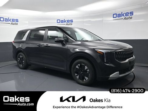 New 2026 Kia Carnival LXS FWD image 1