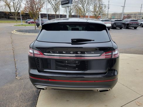 Certified 2023 Lincoln Nautilus Reserve image 34