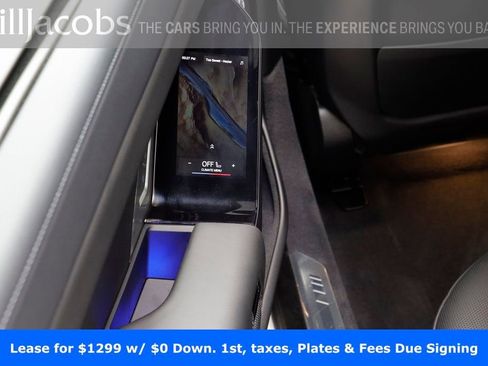 Certified 2025 BMW 760i xDrive w/ Executive Package image 17