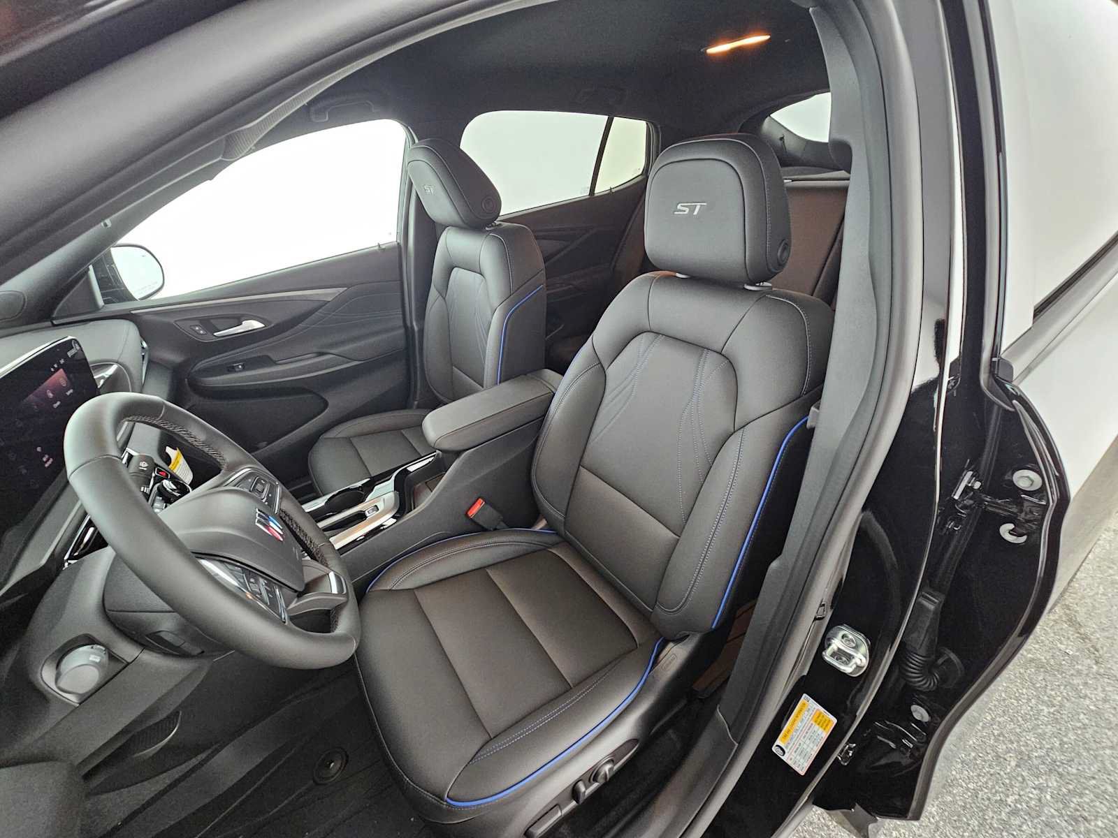 Used 2026 Buick Envista Sport Touring w/ Convenience I Package FWD image 21
