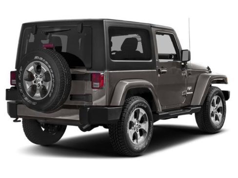 Used 2017 Jeep Wrangler Sahara AWD/4WD image 2