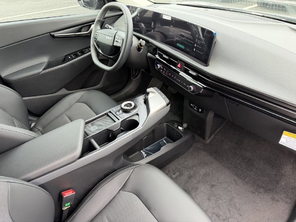 New 2026 Kia EV6 Light RWD image 14