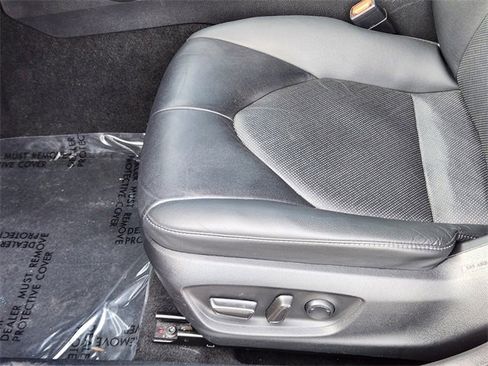 Used 2023 Toyota Camry XLE image 8